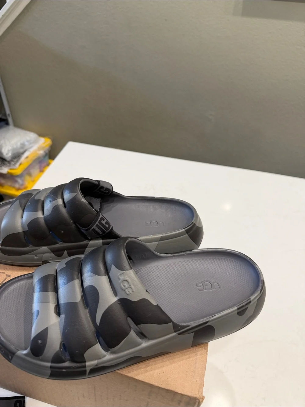 UGG men’s Gray and Black Camouflage Slide Sandals